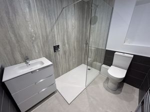 Photo 21- click for photo gallery